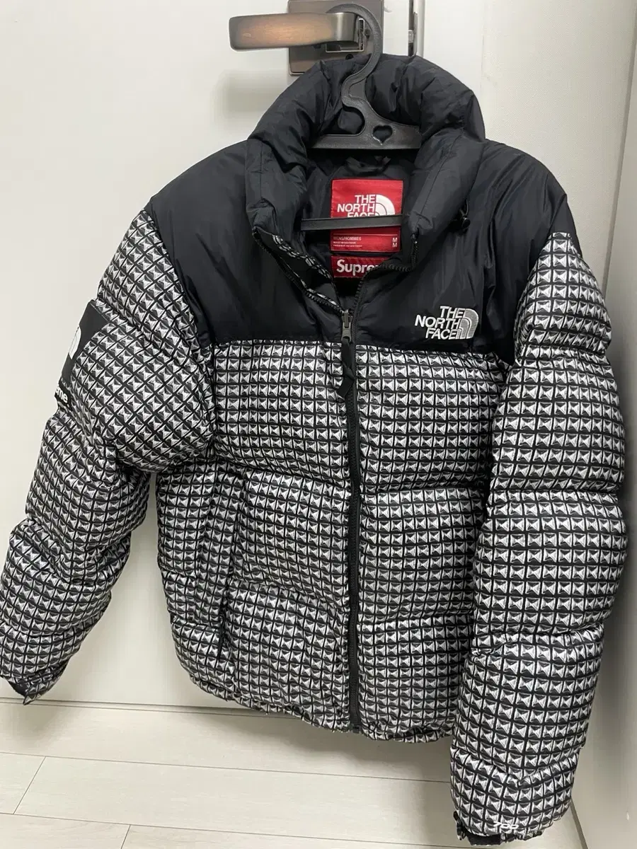 Supreme North Face Nuptse